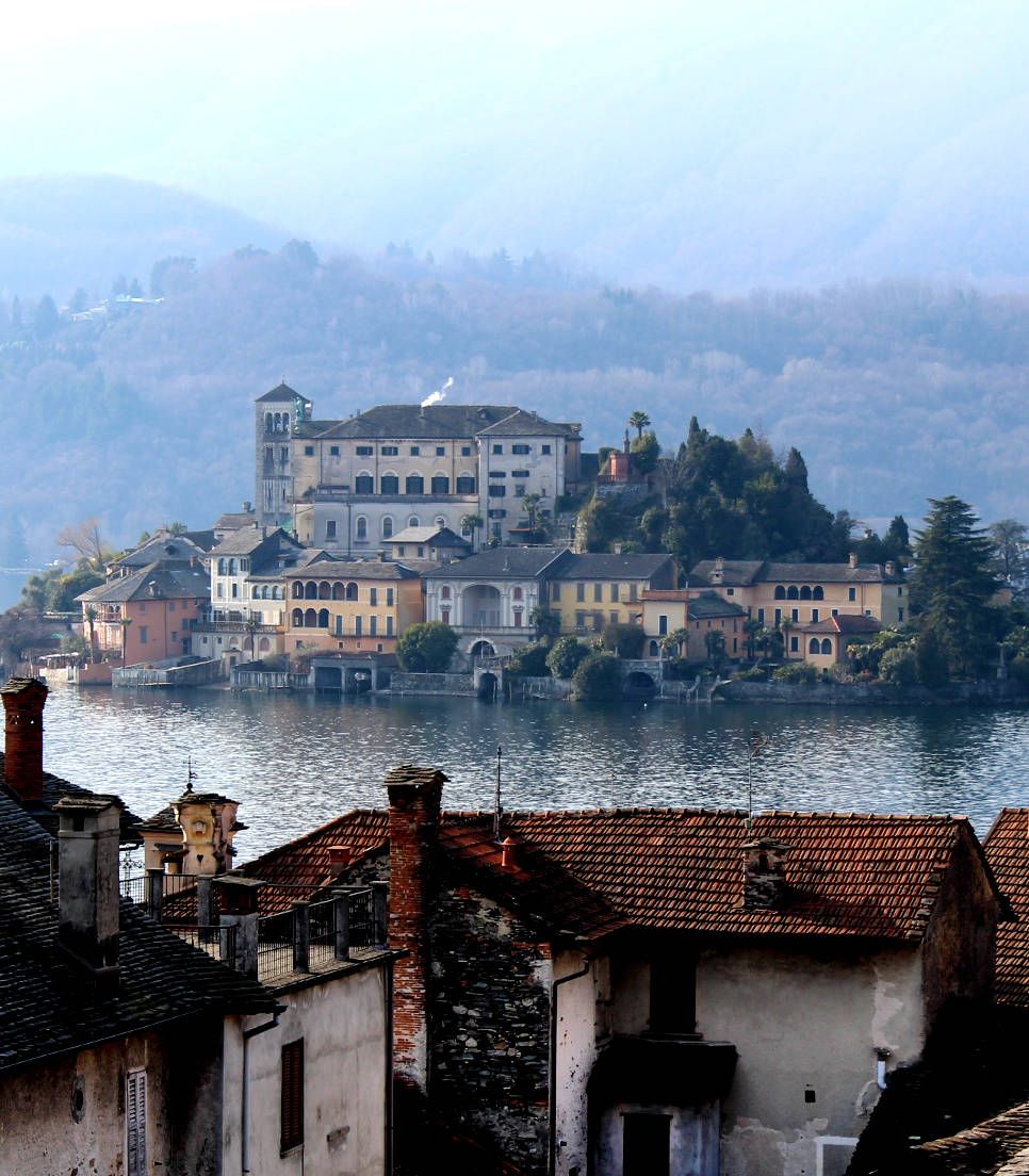 ROMANTIC WEEKEND ON ORTA LAKE