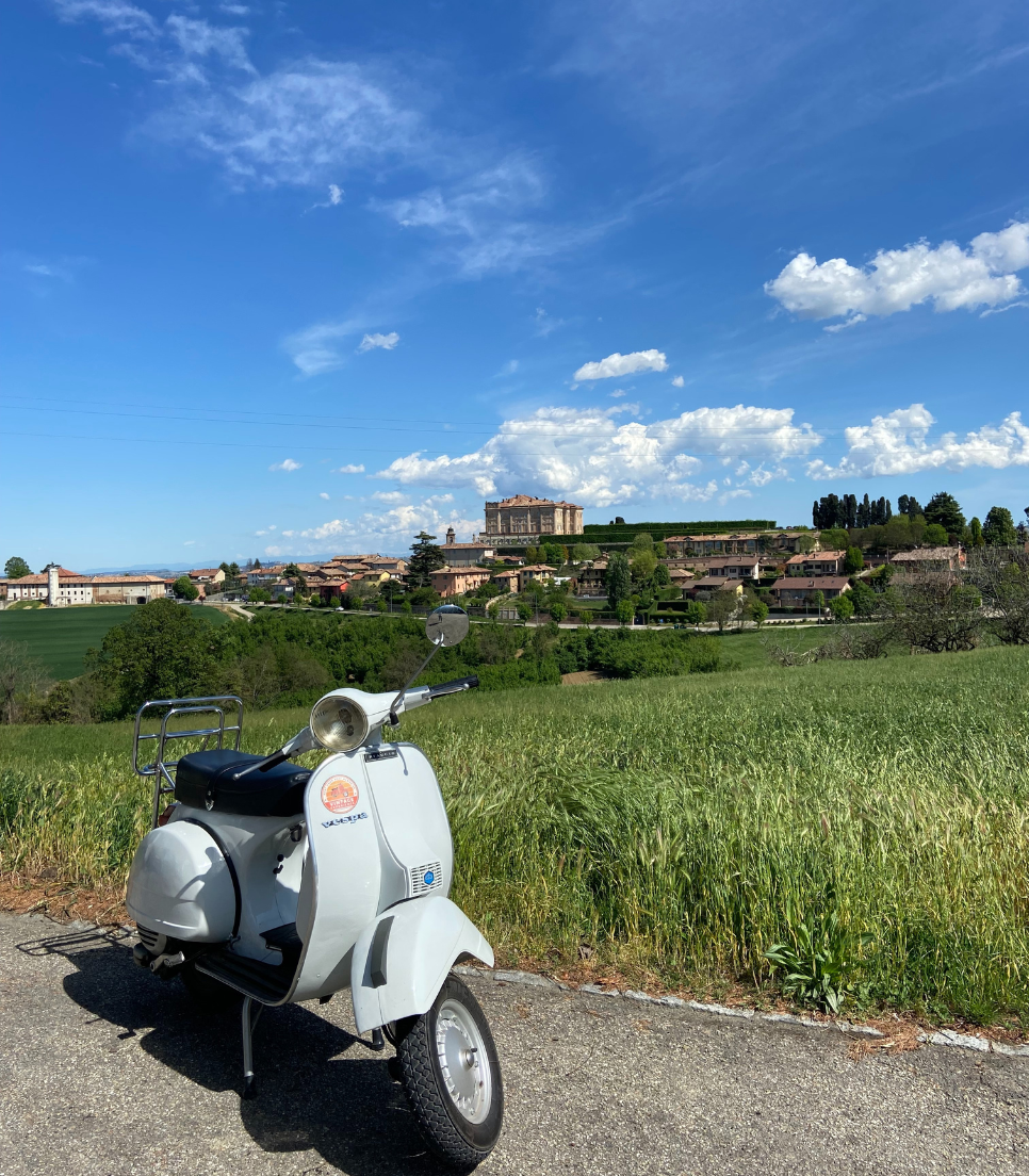 RENT A VINTAGE VESPA