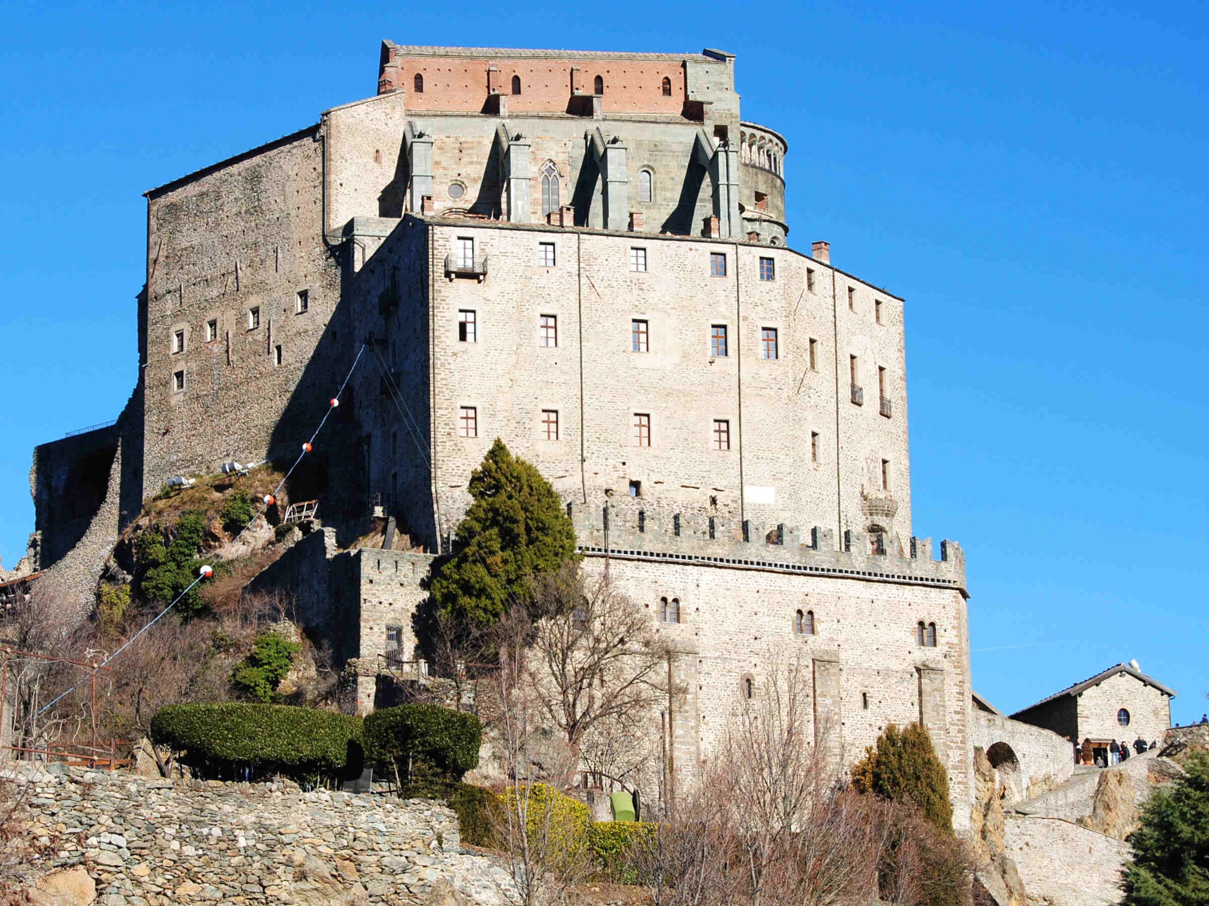 ABBEYS AND FORTRESSES