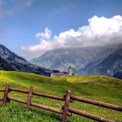 VALLE GRANA, LAND OF PASTURES AND CASTELMAGNO