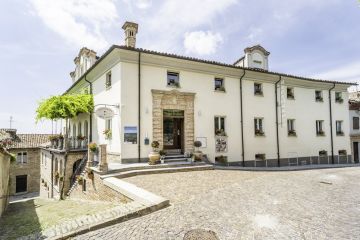 SOGGIORNO ROMANTICO CON CENA GOURMET