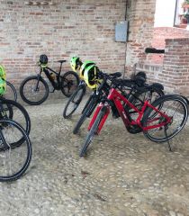 TOUR DEL ROERO CON E-BIKE